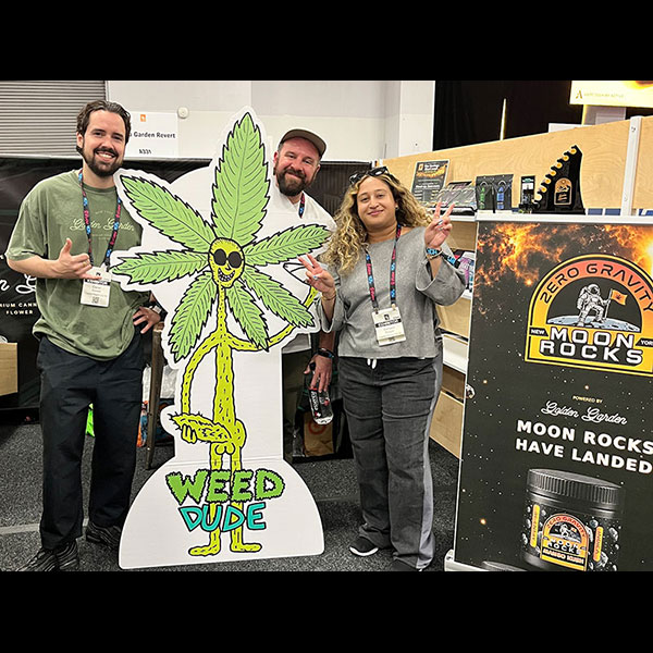 weeddude42_GoldenGarden_600 The Golden Garden's Moon Rocks landed on Weed Dude @ Hall Of Flowers NYC 2026